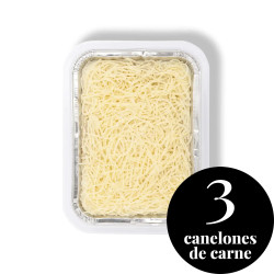 Canelones de carne con bechamel